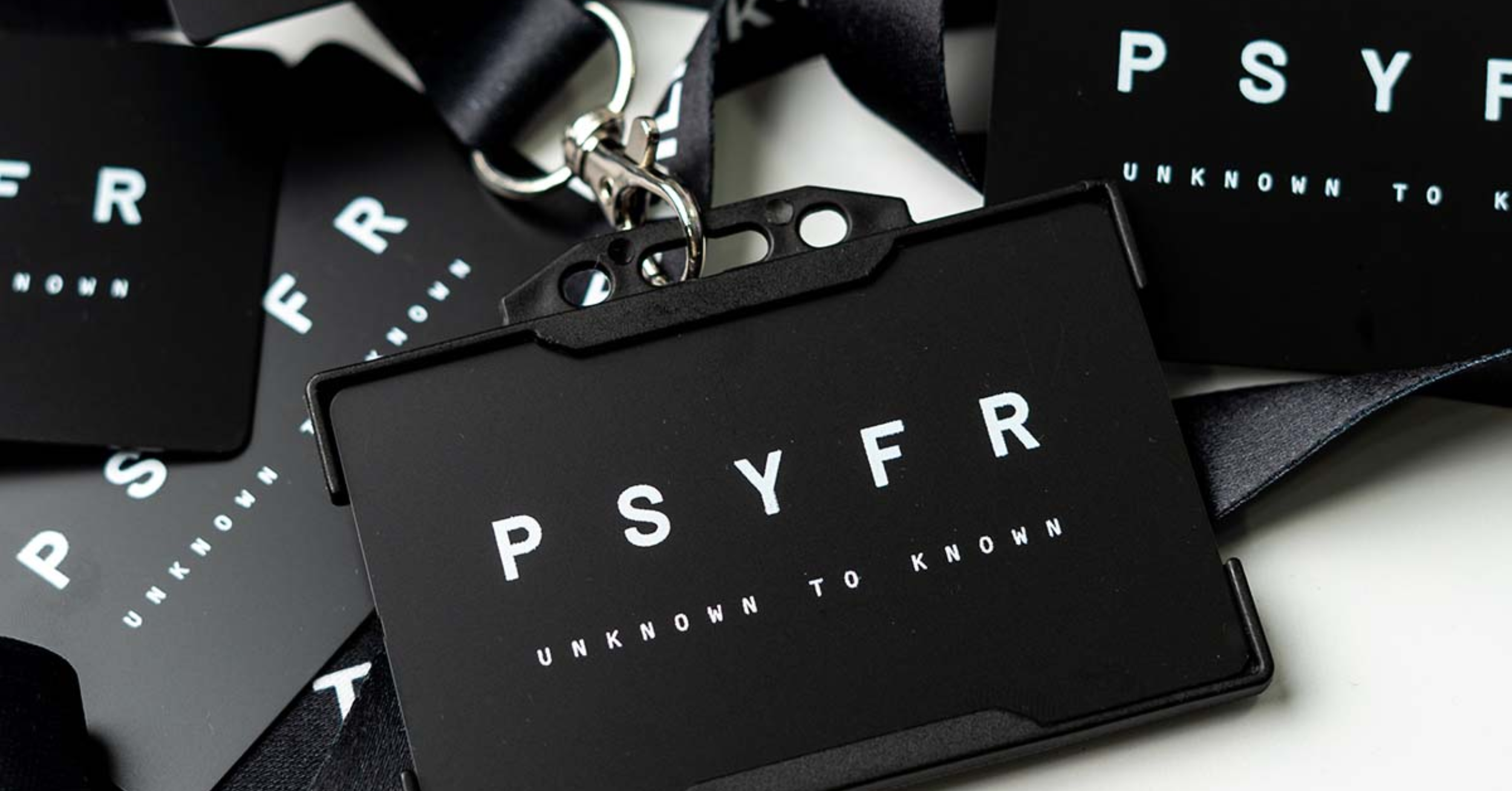 7 PVC Digital Business Cards
