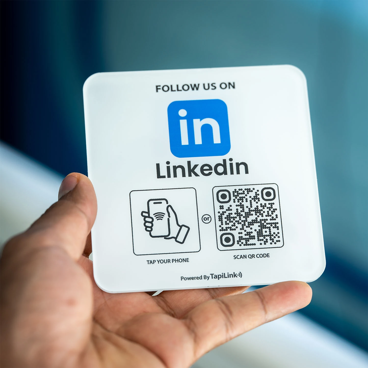 QR and NFC LinkedIn Followers Plate