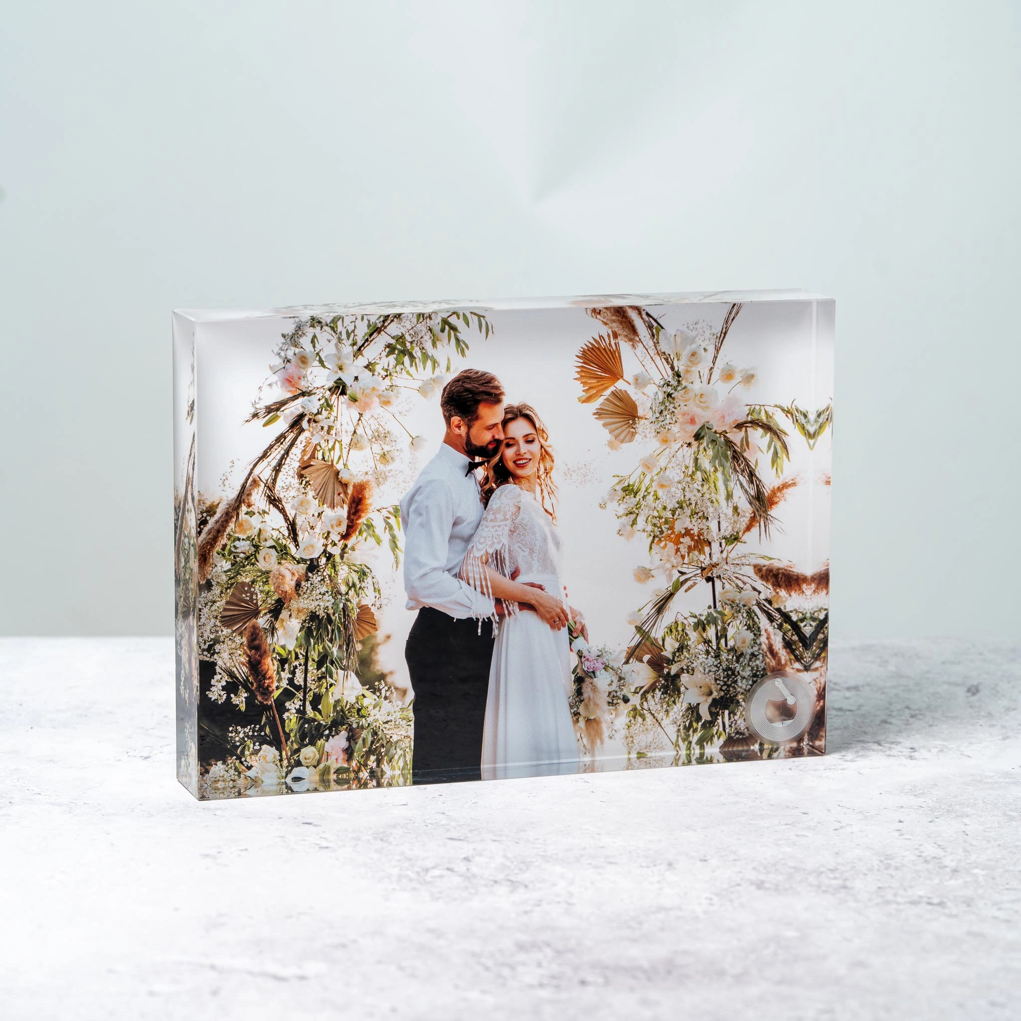 Acrylic Photo Block with NFC & QR - Media 4